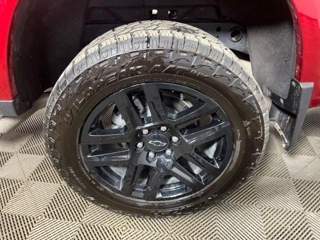 Used 2025 Chevrolet Colorado Z71 w/ Technology Package image 20