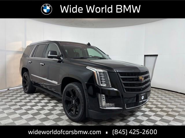 Used 2018 Cadillac Escalade Premium Luxury AWD/4WD image 1