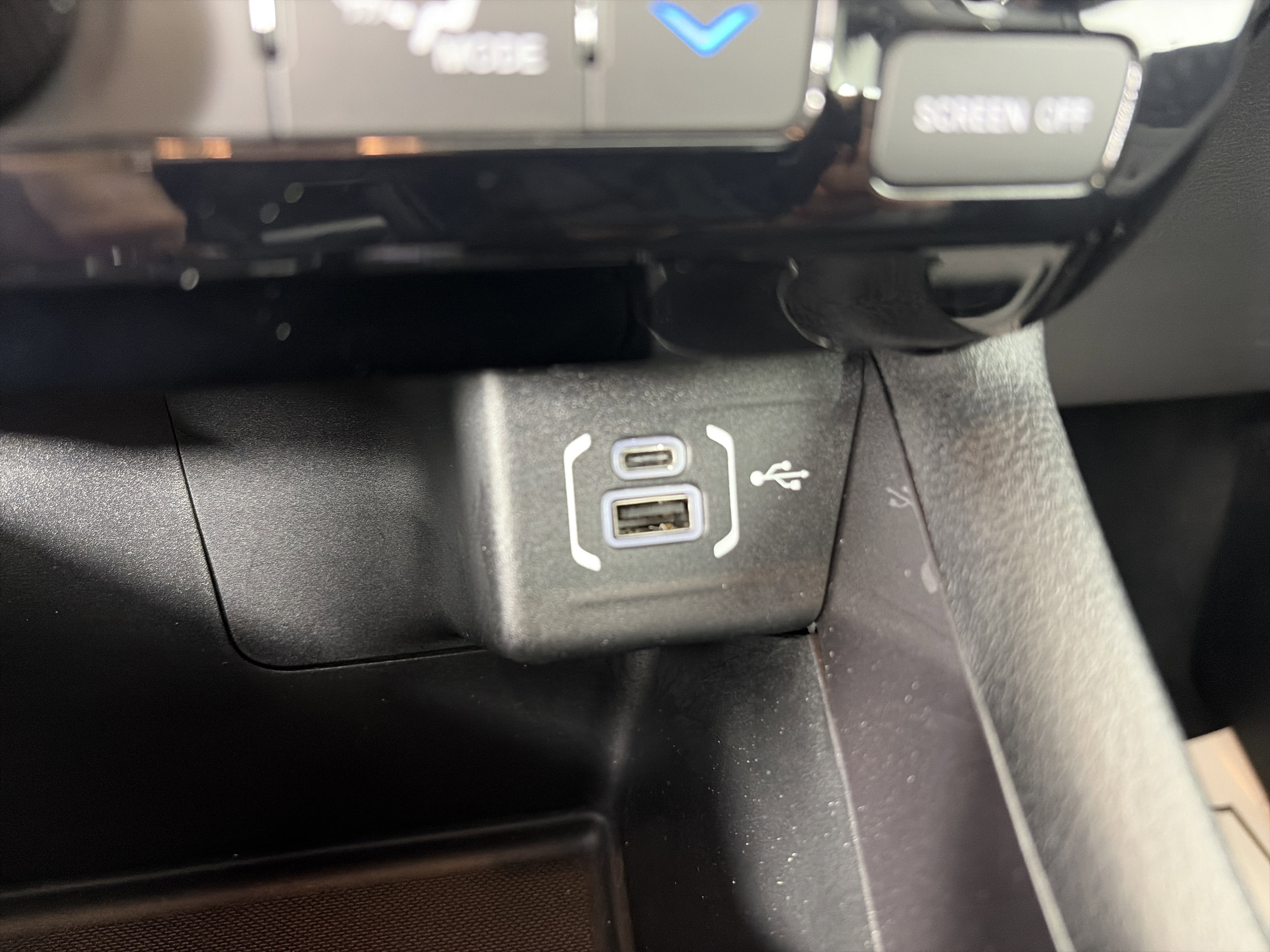Used 2022 Jeep Compass Latitude w/ Convenience Group AWD/4WD image 28