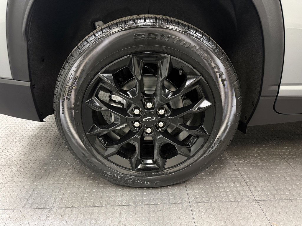 New 2026 Chevrolet Traverse LT w/ Midnight/Sport Edition image 12