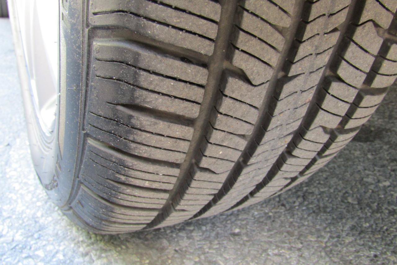 Used 2005 Subaru Outback 3.0R L.L. Bean AWD/4WD image 35