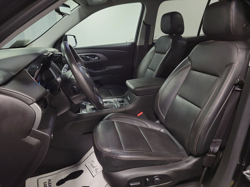 Used 2018 Chevrolet Traverse LT image 14