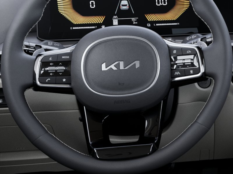 Certified 2025 Kia Sorento EX image 22