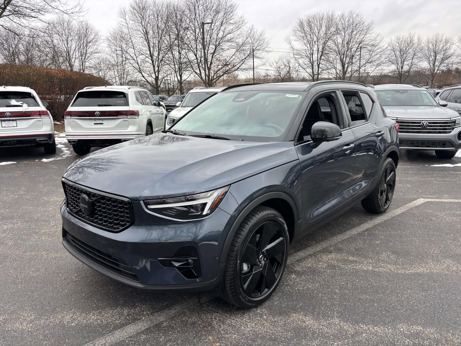 New 2026 Volvo XC40 B5 Ultra w/ Protection Package Premier image 3