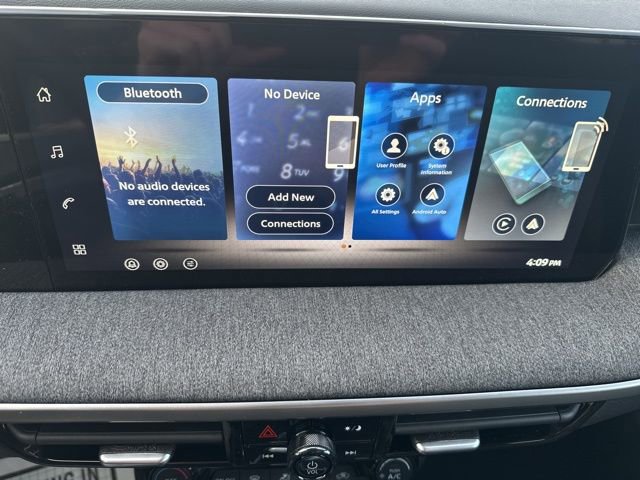 New 2026 Nissan Kicks SV w/ Cold Weather Package FWD image 15