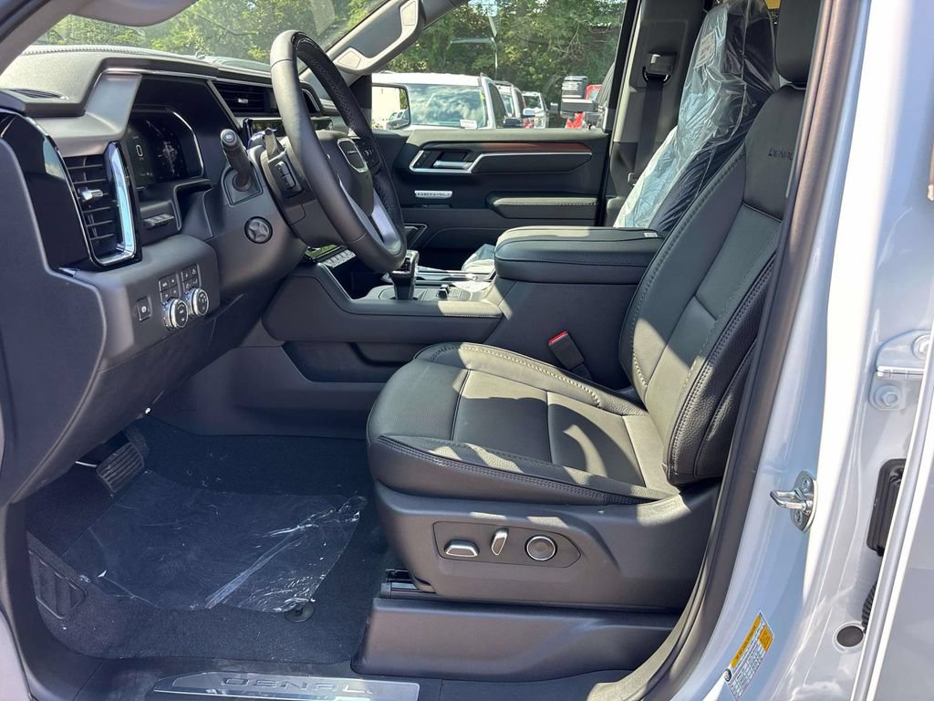 New 2026 GMC Sierra 1500 Denali w/ Technology Package AWD/4WD image 7