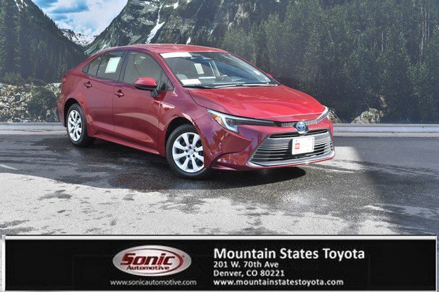 Certified 2024 Toyota Corolla LE image 1