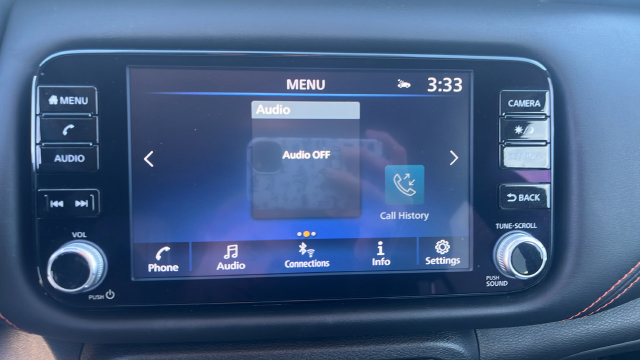 Used 2023 Nissan Kicks SR w/ SR Premium Package FWD image 15