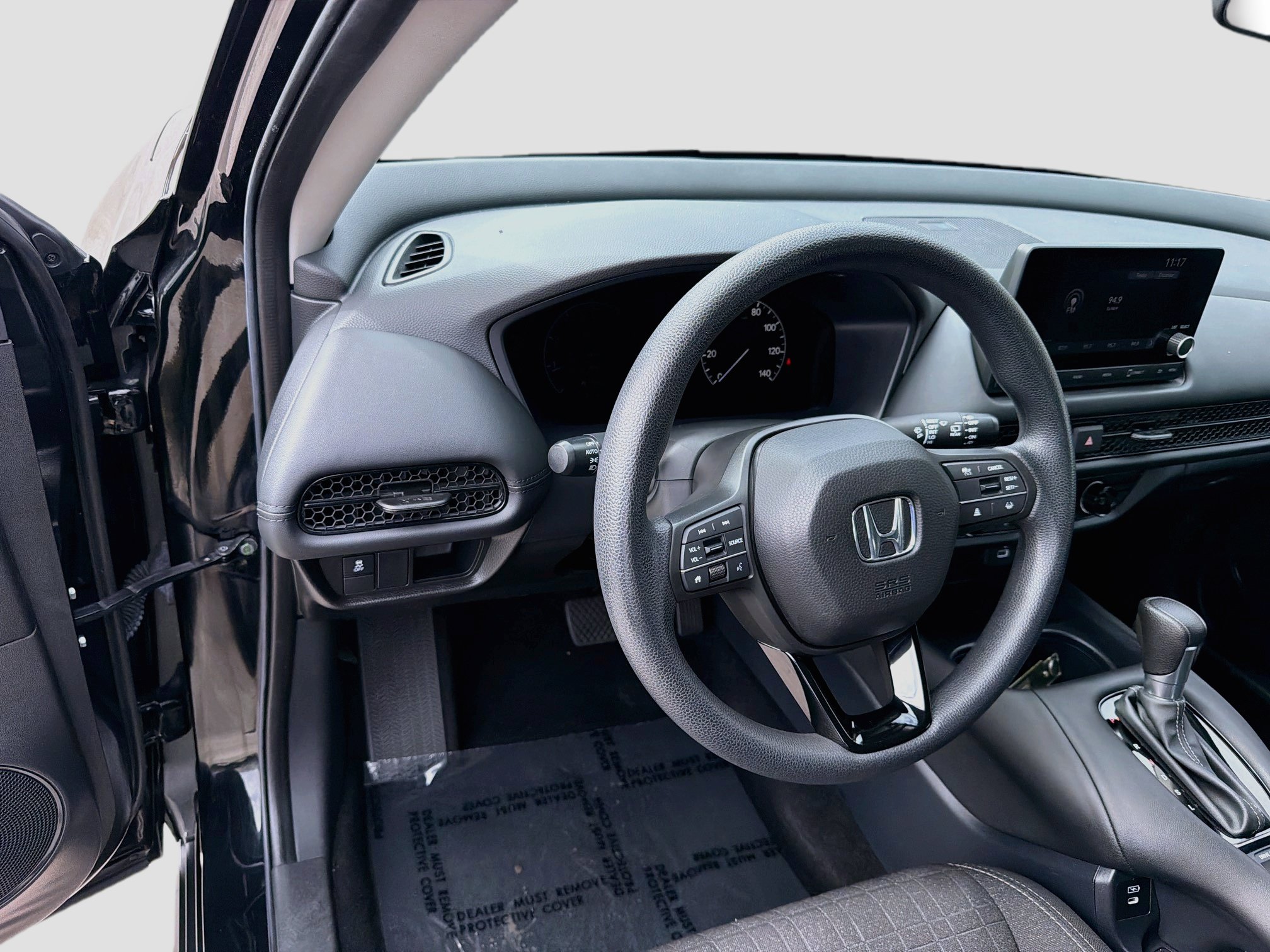 Used 2025 Honda HR-V LX image 21