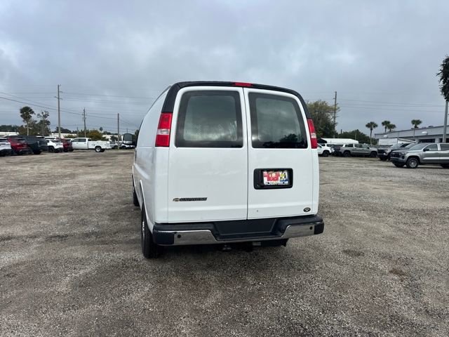 New 2025 Chevrolet Express 2500 Work Van 3D Cargo Van w/ Driver Convenience Package RWD image 8