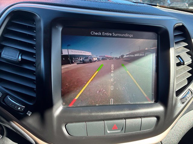Used 2015 Jeep Cherokee Limited AWD/4WD image 29