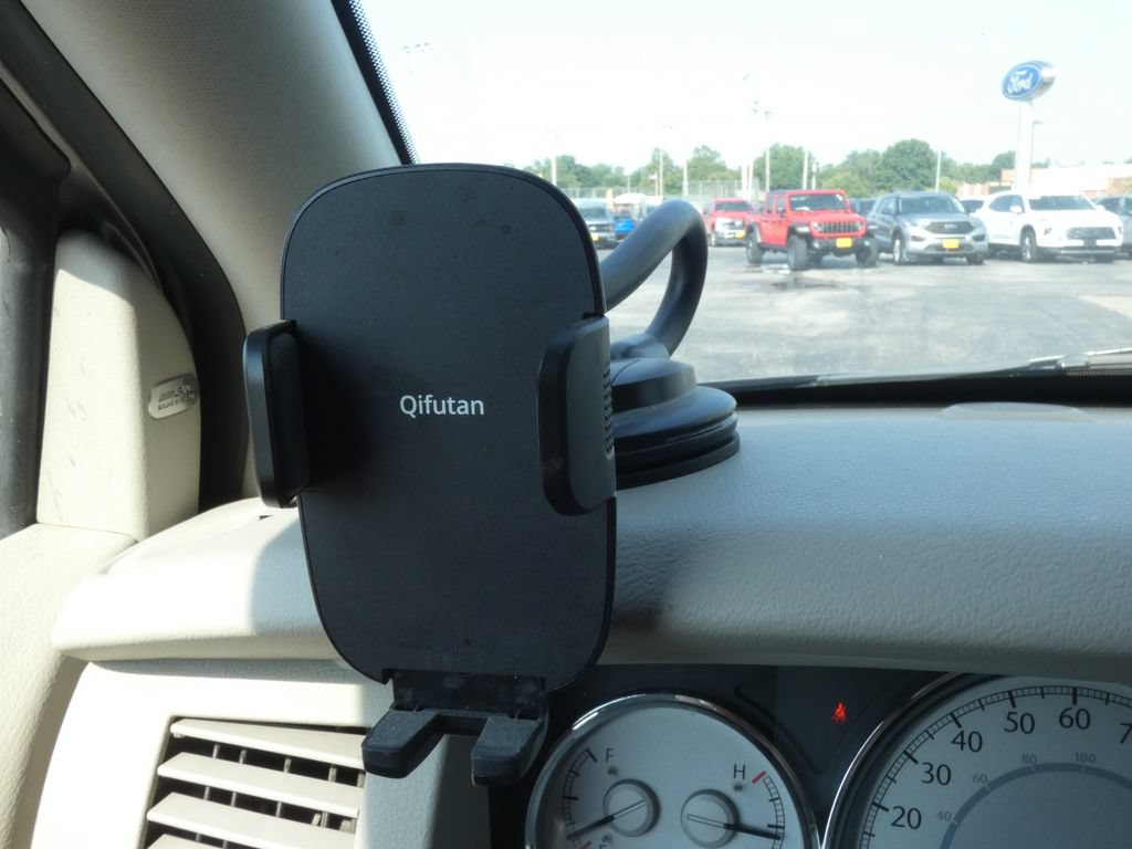 Used 2008 Chrysler Aspen Limited AWD/4WD image 36