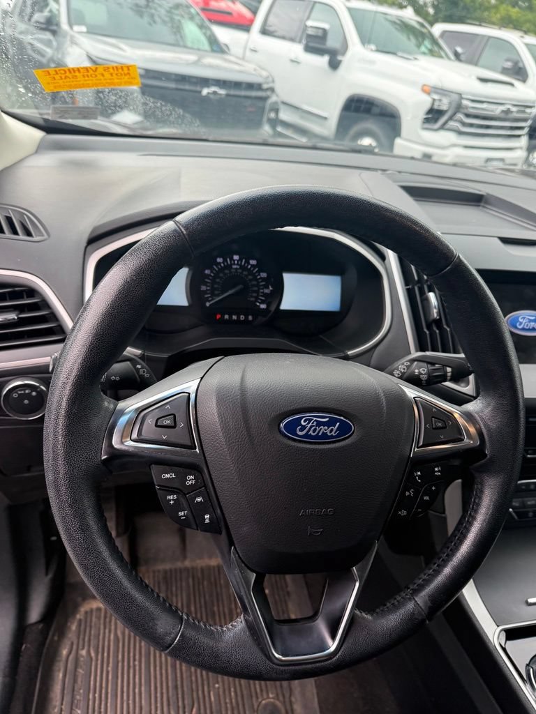 Used 2020 Ford Edge SEL w/ Convenience Package FWD image 11