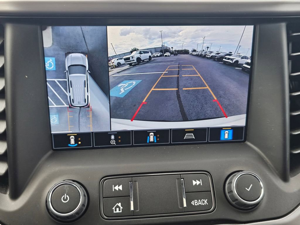 Used 2023 GMC Acadia AT4 w/ Technology Package image 26