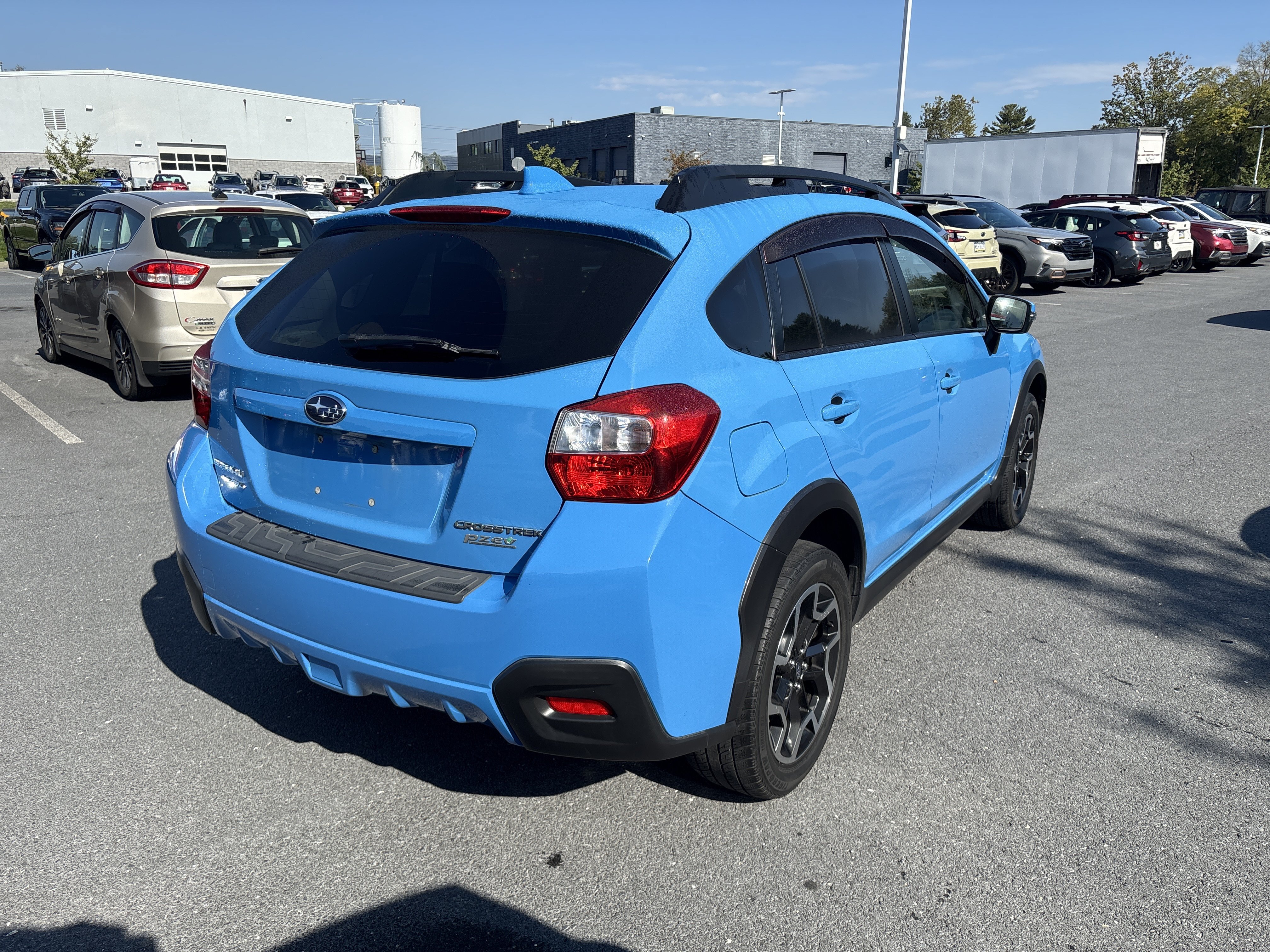 Used 2017 Subaru Crosstrek 2.0i Limited AWD/4WD image 25