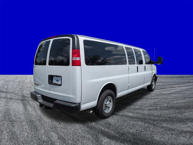 Used 2024 Chevrolet Express 3500 LS RWD image 4