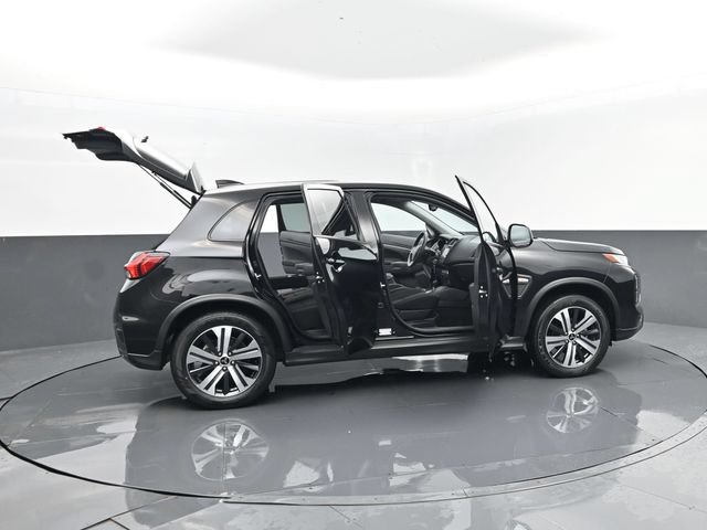 Used 2025 Mitsubishi Outlander Sport ES AWD/4WD image 27