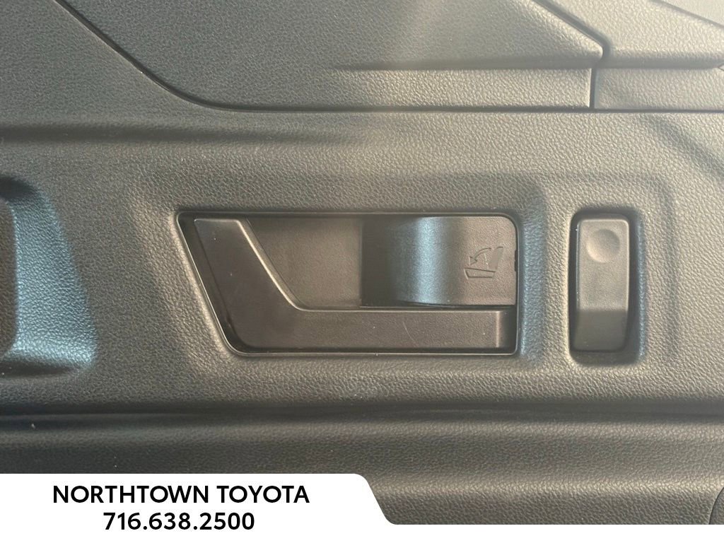 Used 2020 Subaru Outback Limited image 28