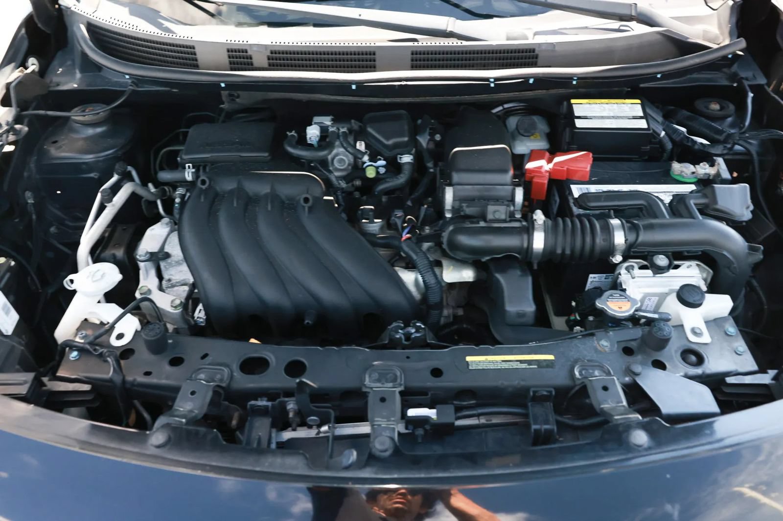 Used 2019 Nissan Versa SV FWD image 11