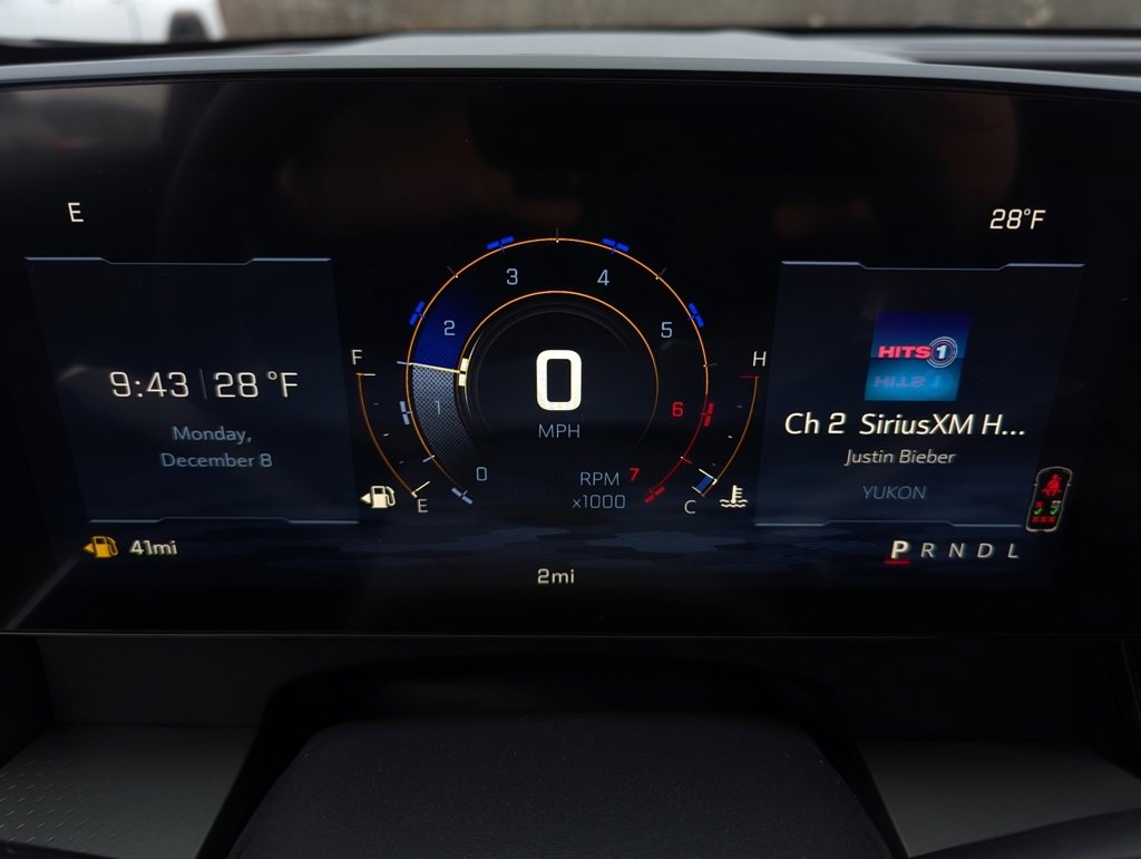 New 2026 Chevrolet Traverse LT w/ Sun and Wheel Package image 2