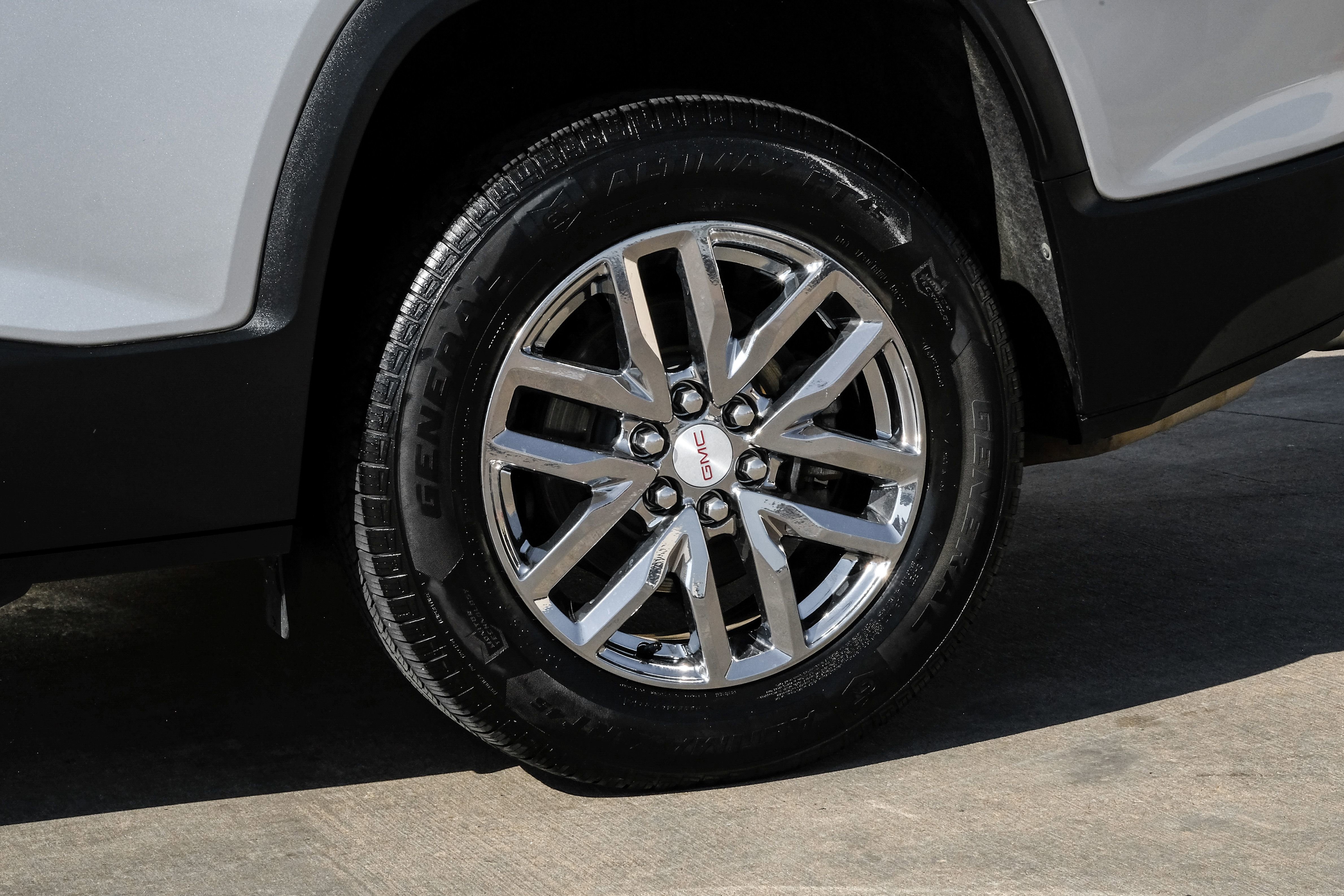 Used 2018 GMC Acadia SLT FWD image 56