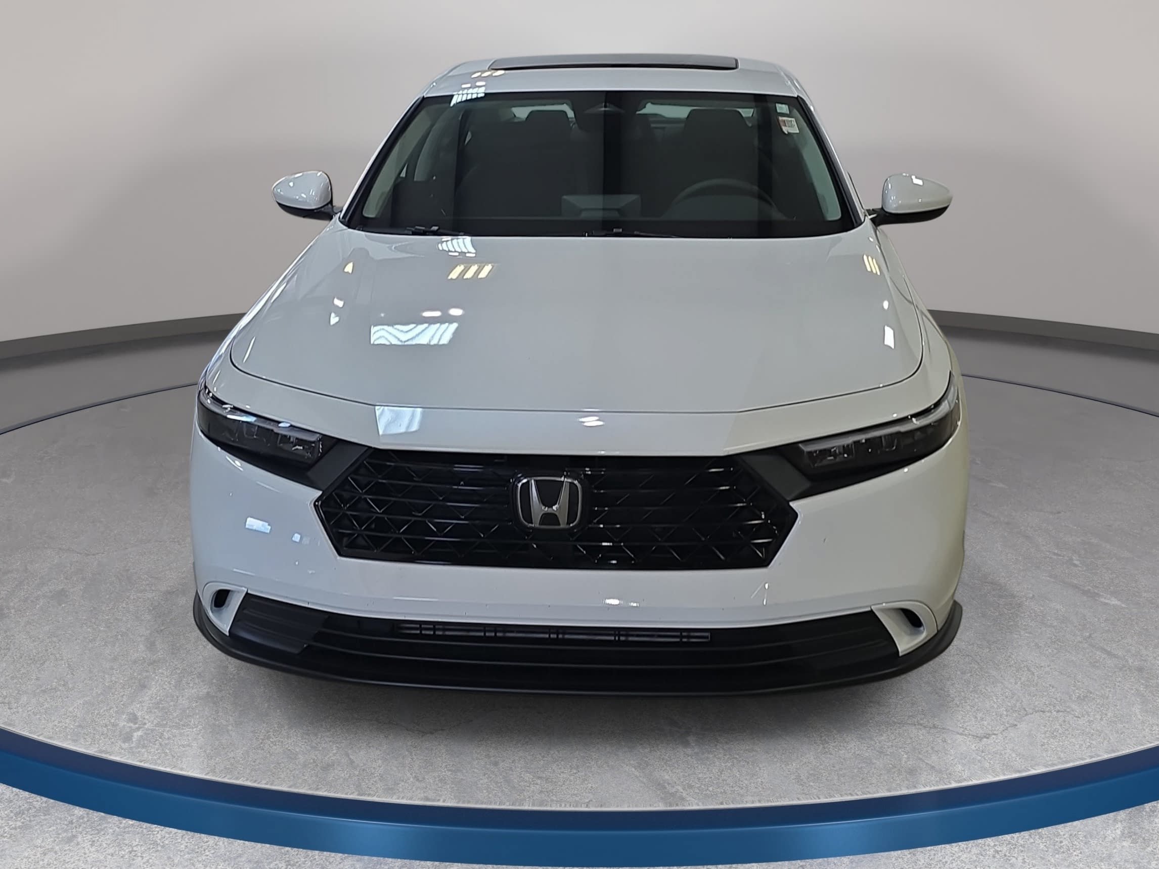 Used 2023 Honda Accord EX image 3