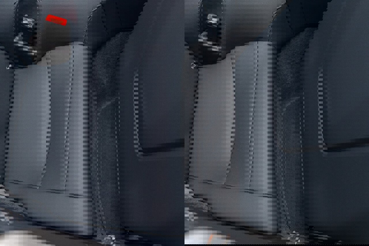 Used 2025 Porsche 911 Carrera w/ Premium Package image 41