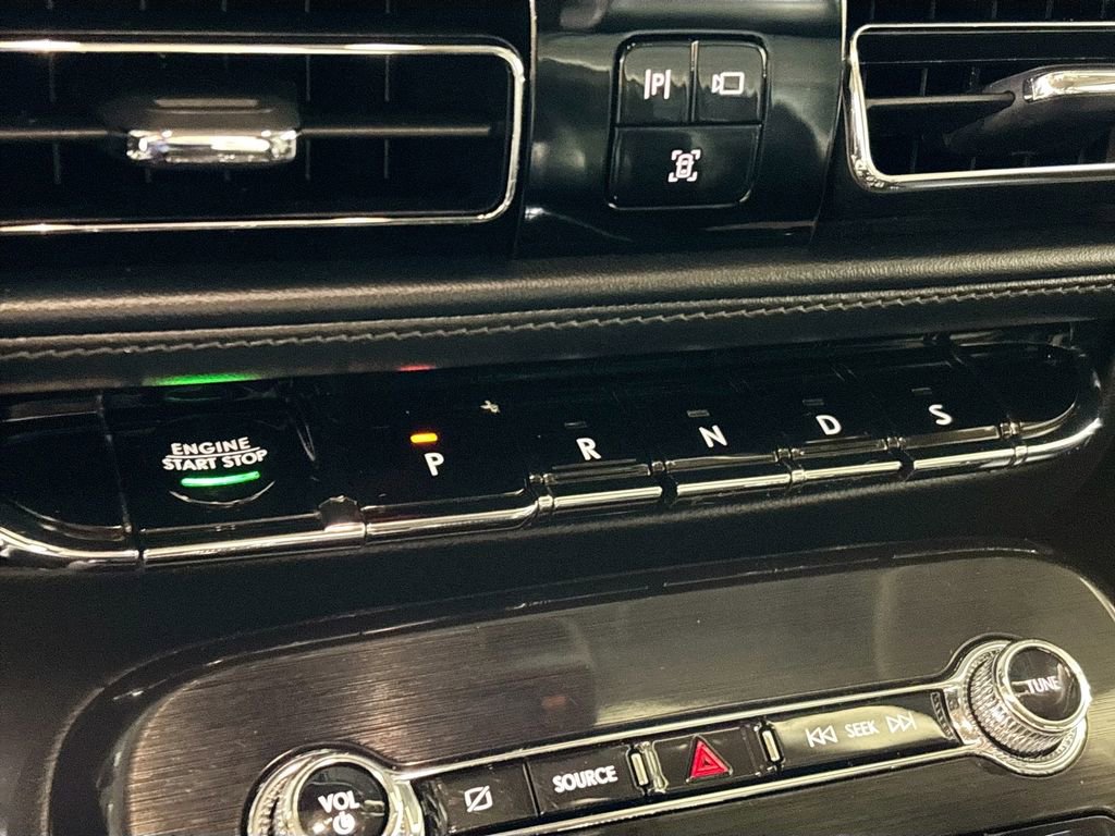 Used 2022 Lincoln Nautilus FWD w/ Premium Package image 18