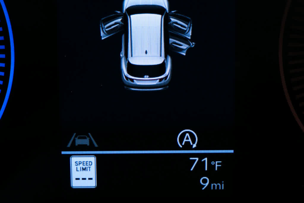 New 2026 Hyundai Tucson SE image 8