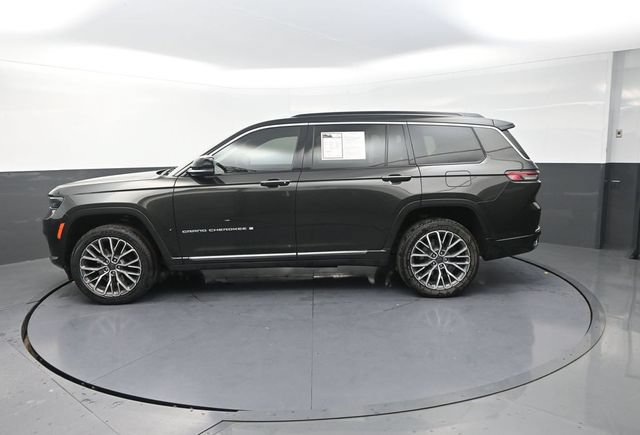 Used 2024 Jeep Grand Cherokee L Summit AWD/4WD image 7