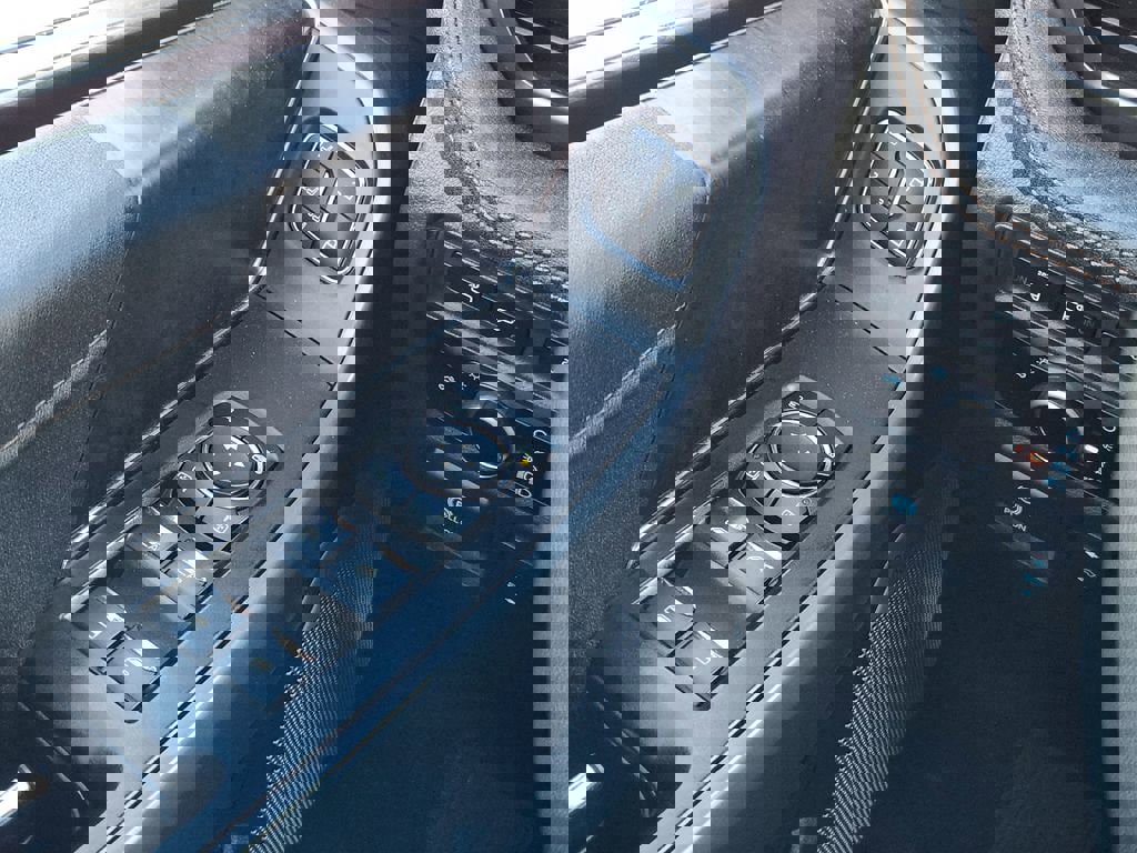 Used 2023 Ford F150 Lightning Lariat image 17