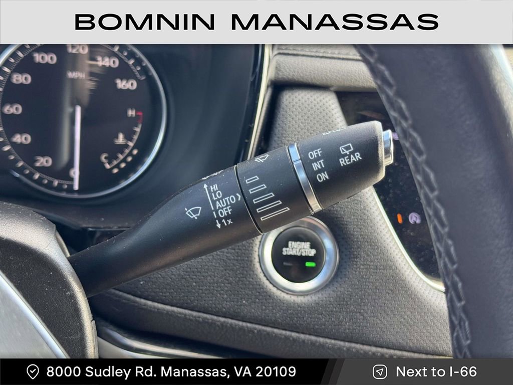 Used 2022 Cadillac XT5 Premium Luxury image 28