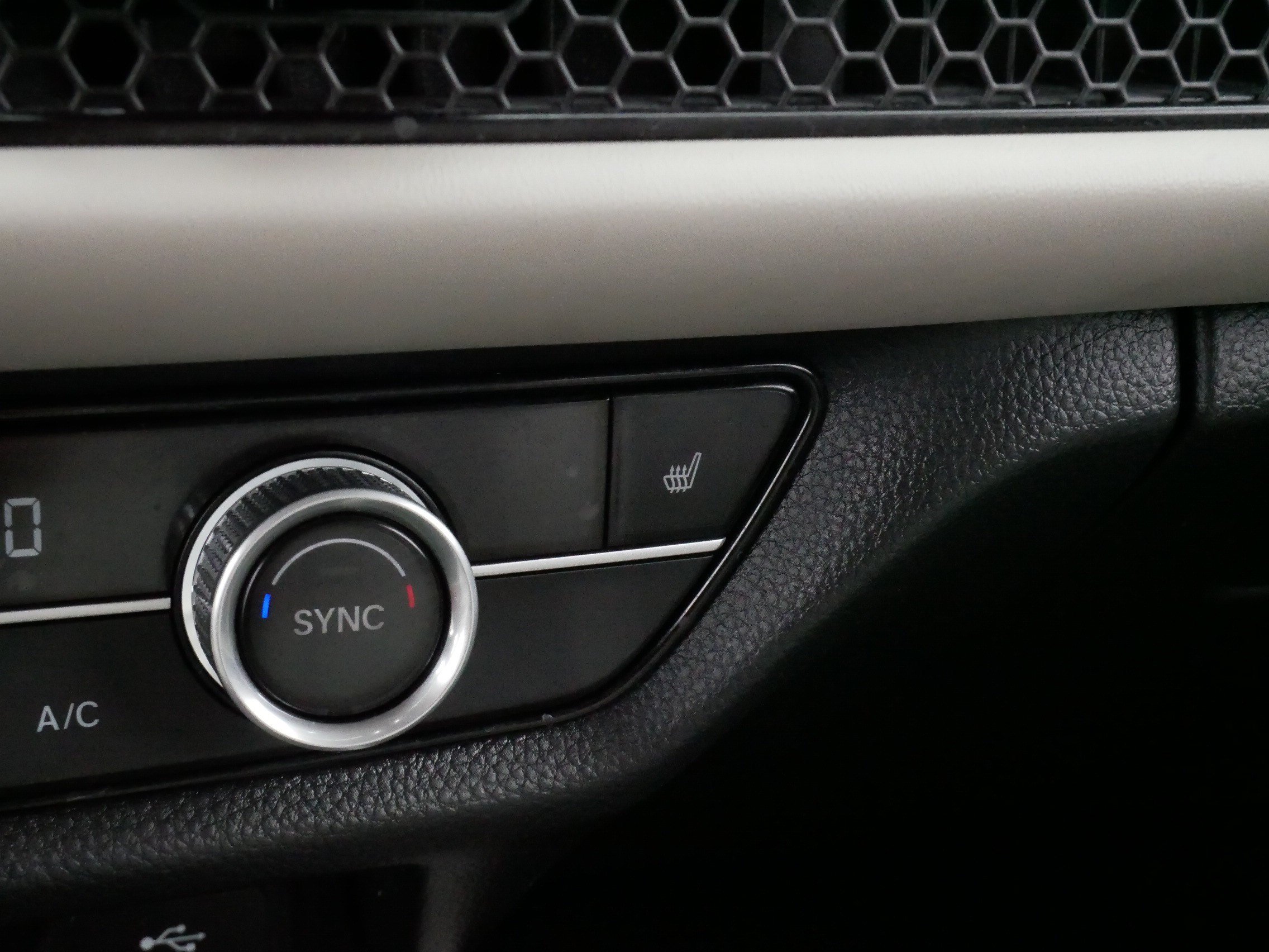 Used 2025 Honda HR-V EX-L image 31