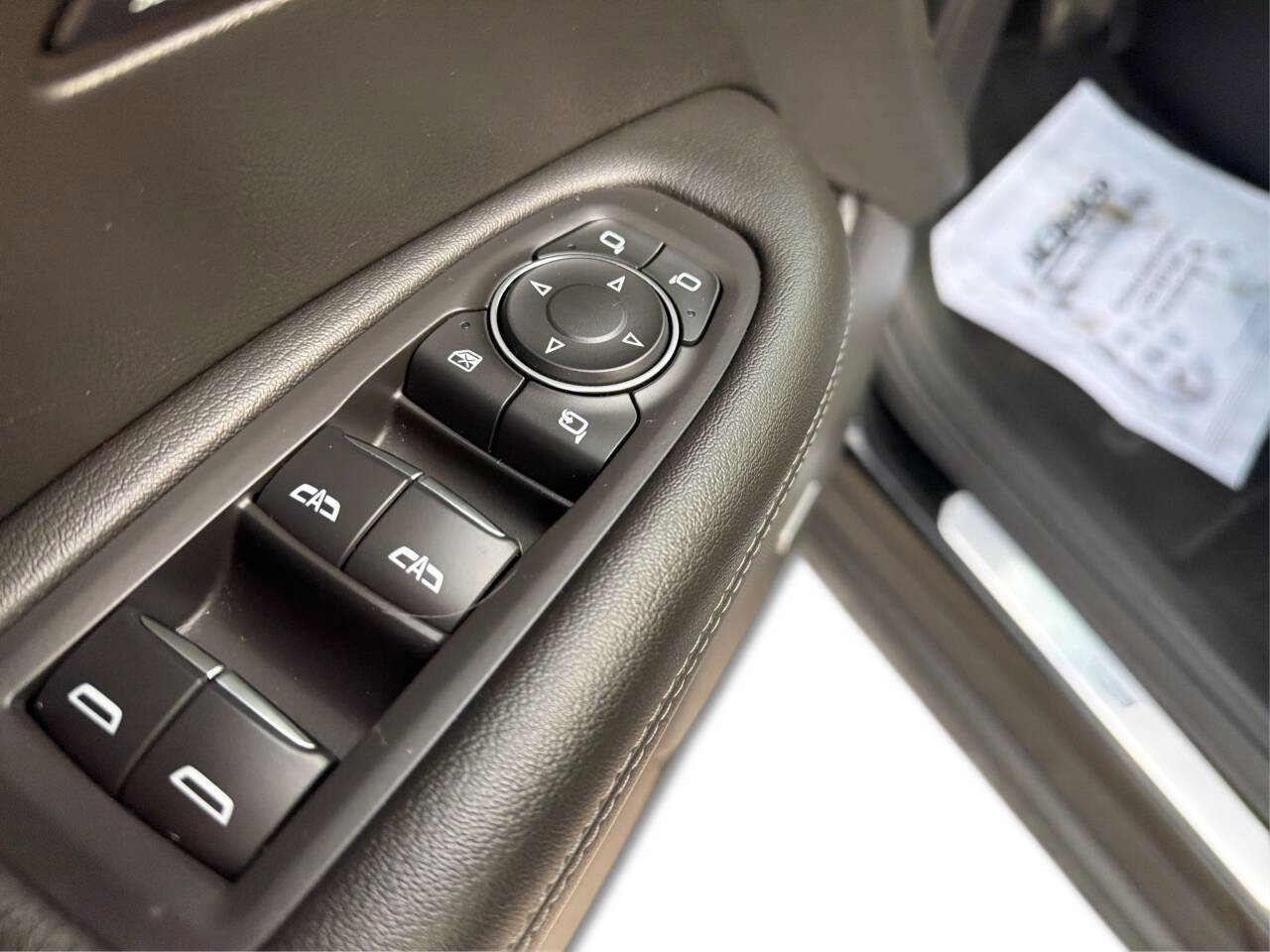 Used 2023 Cadillac XT6 Premium Luxury w/ Technology Package AWD/4WD image 37