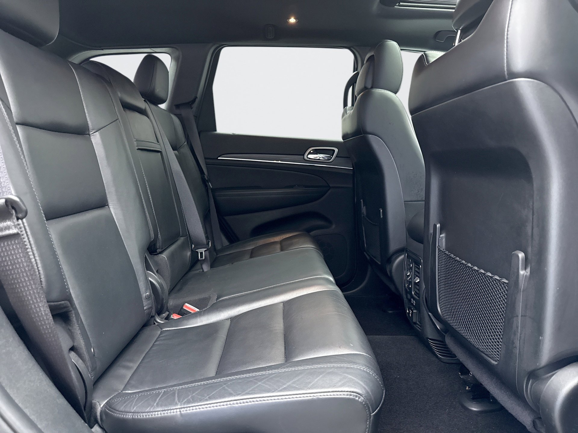 Used 2021 Jeep Grand Cherokee Limited AWD/4WD image 19