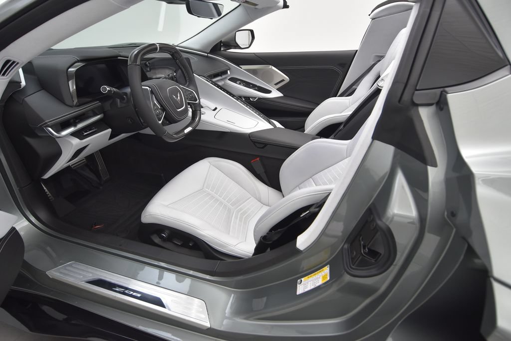 Used 2024 Chevrolet Corvette Z06 RWD image 44