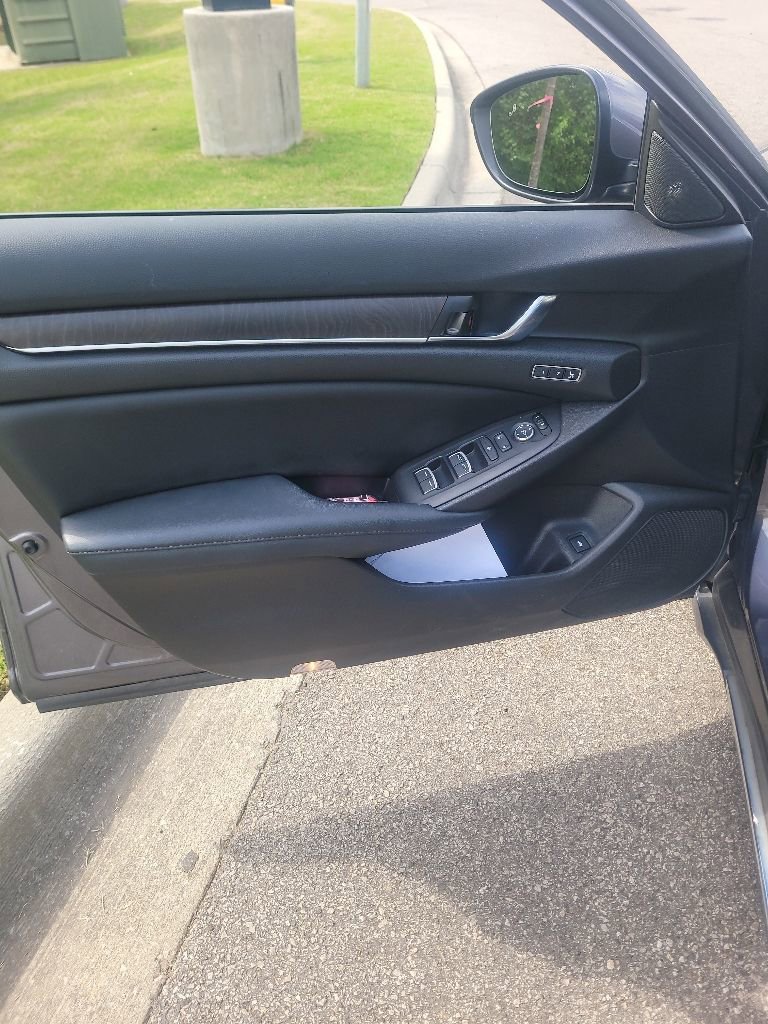Used 2021 Honda Accord EX-L image 27