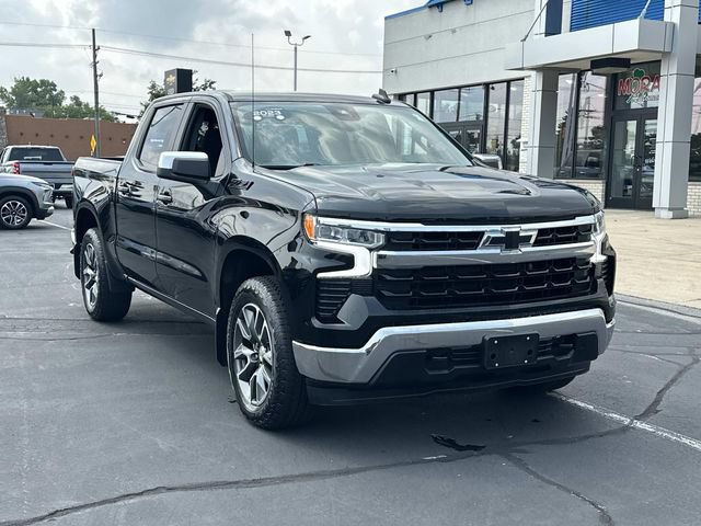 Certified 2023 Chevrolet Silverado 1500 LT w/ Z71 Off-Road Package AWD/4WD image 2