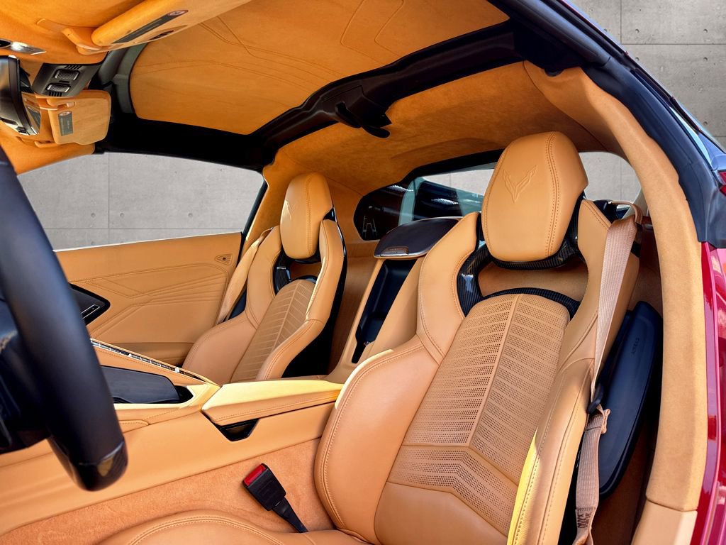 Used 2023 Chevrolet Corvette Z06 w/ Engine Appearance Package image 10