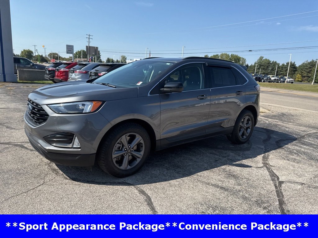 Used 2022 Ford Edge SEL w/ Sport Appearance Package image 3