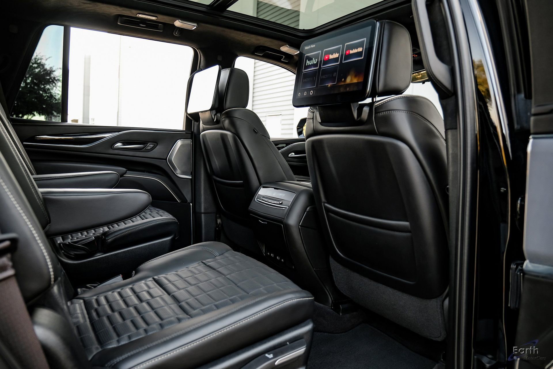 Used 2023 Cadillac Escalade V AWD/4WD image 75