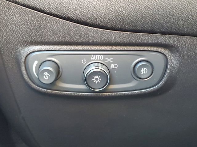 Used 2021 Chevrolet Equinox LT image 20