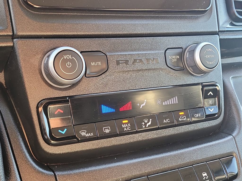 Used 2024 RAM ProMaster 1500 w/ Convenience Group image 20