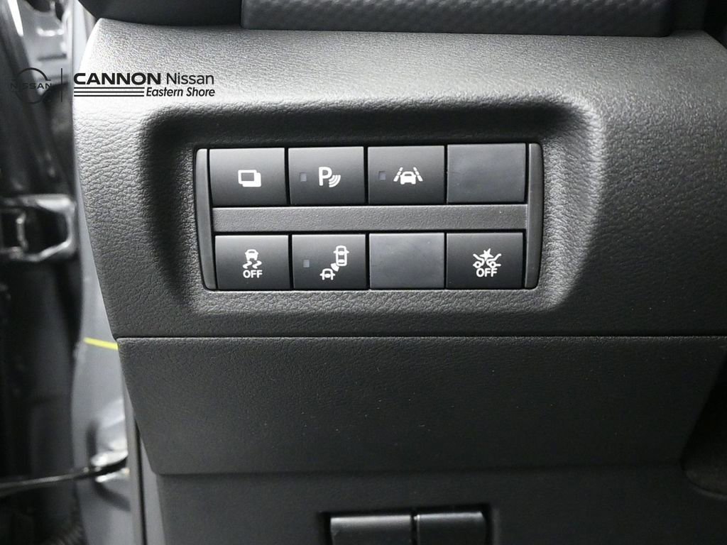 New 2025 Nissan Kicks Play S FWD image 14