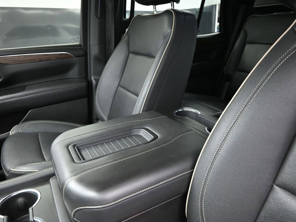 Used 2023 Chevrolet Tahoe Premier AWD/4WD image 14