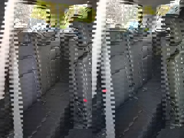 Used 2022 Nissan Pathfinder SL image 16