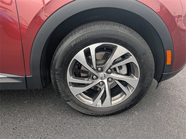 Used 2023 Buick Envision Essence image 11