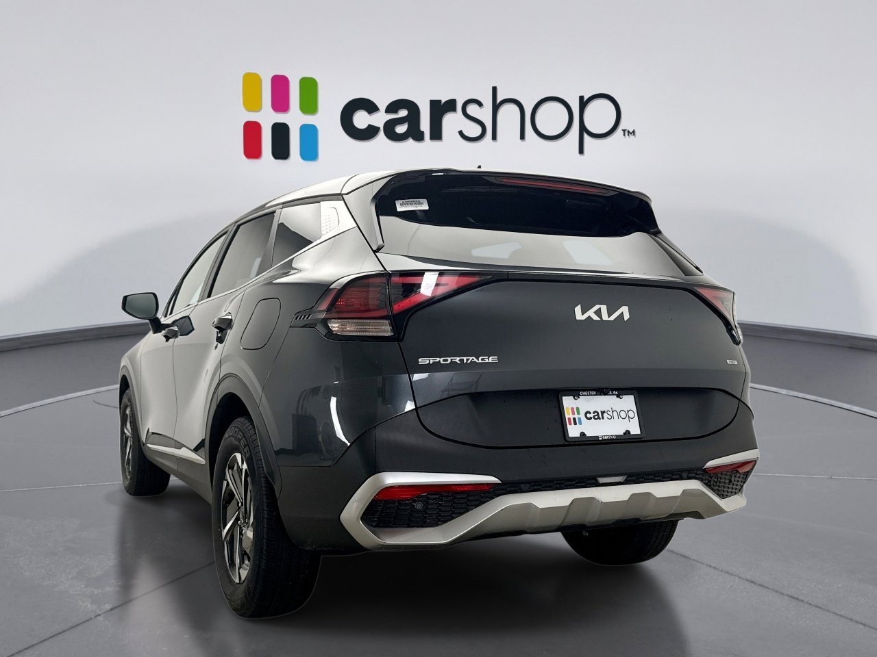 Used 2023 Kia Sportage LX image 3