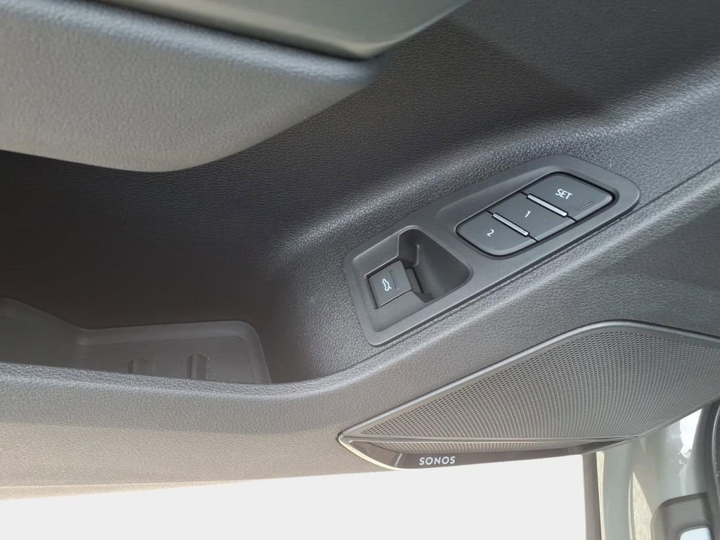 Used 2022 Audi Q3 2.0T Premium Plus w/ Premium Plus Package image 17