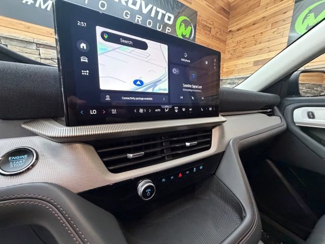 Used 2025 Ford Explorer Active w/ Active Comfort Package AWD/4WD image 21